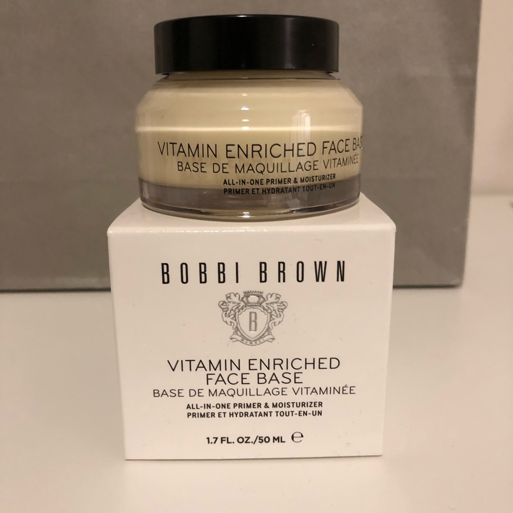 Bobbi Brown Vitamin Enriched Face Base